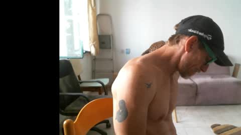 jlmbud online show from September 20, 1:03 pm