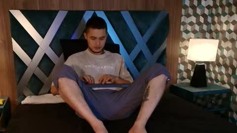  Joao online show from April 9, 9:31 pm