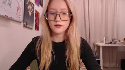 joan_kiss online show from September 27, 5:43 pm