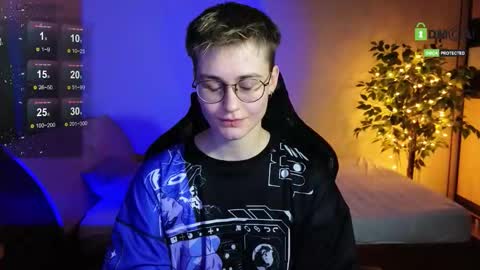 J online show from December 22, 7:09 pm