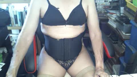 Snapshot of joanacd1 chatting on October 4, 7:00 pm Joana online show from October 4, 7:00 pm