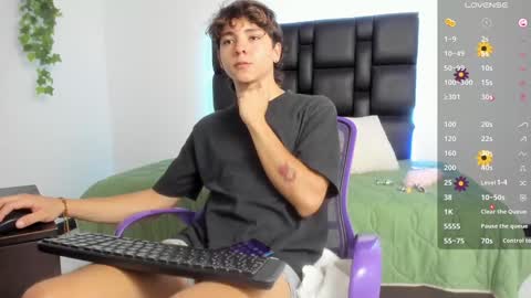 Snapshot of joe23___ chatting on January 21, 8:00 pm Joe online show from January 21, 8:00 pm