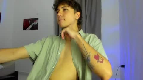 Snapshot of joe23___ chatting on September 20, 3:20 am Joe online show from September 20, 3:20 am