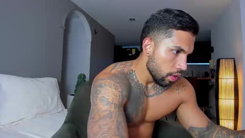 joe_esthetic online show from September 10, 10:44 pm