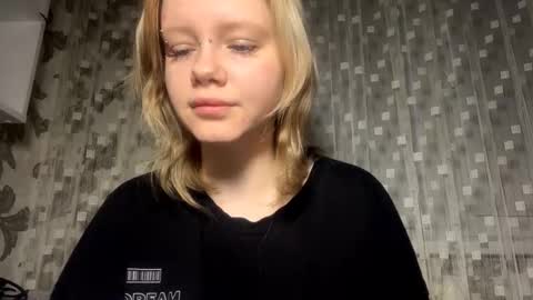 Aurora online show from February 1, 11:51 am