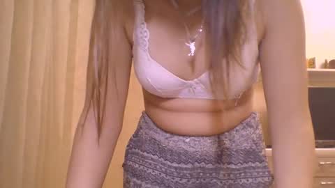 Jennifer online show from December 4, 9:03 pm