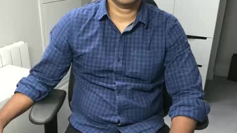 Snapshot of joeshades21 chatting on September 27, 2:48 pm joeshades21 online show from September 27, 2:48 pm