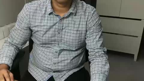 Snapshot of joeshades21 chatting on January 16, 3:13 pm joeshades21 online show from January 16, 3:13 pm