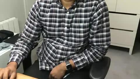 Snapshot of joeshades21 chatting on January 22, 12:27 pm joeshades21 online show from January 22, 12:27 pm