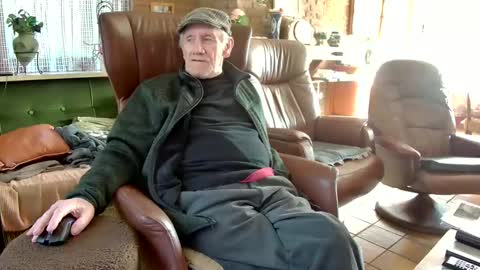 Snapshot of johan7_heet chatting on February 19, 2:22 pm johan7 heet online show from February 19, 2:22 pm