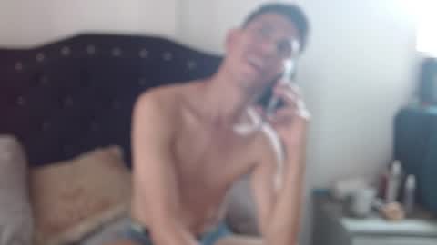 johan online show from April 20, 6:33 pm