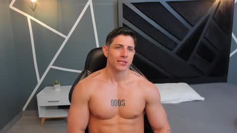 Johan Williams online show from December 27, 8:24 am