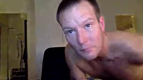 johannesjohnsson780 online show from December 16, 8:37 pm