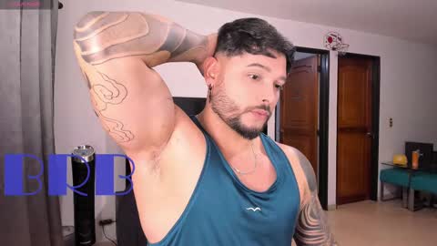 King -    online show from February 12, 8:18 pm