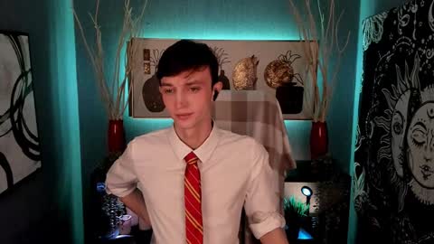 Snapshot of john_weasley chatting on February 1, 9:29 pm John online show from February 1, 9:29 pm