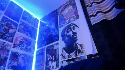 John carrie    Independent  Help me reach my goal 100 likes and 10000 followers  online show from February 14, 5:43 am