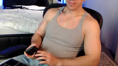 Johnnie Redd online show from March 25, 5:09 pm