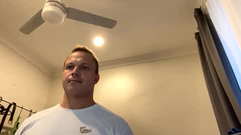 Lovenitwet69 online show from February 3, 8:18 am