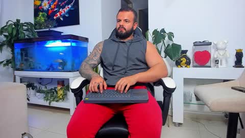 Snapshot of johnnygrayson_ chatting on October 23, 1:40 am JOHNNY online show from October 23, 1:40 am