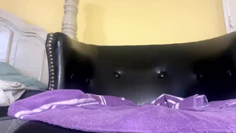 JohnnyHunggg online show from March 2, 3:59 pm