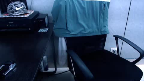 johnsonisaac94  online show from February 13, 7:56 am