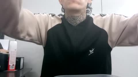 johnsonisaac94  online show from February 17, 4:09 am