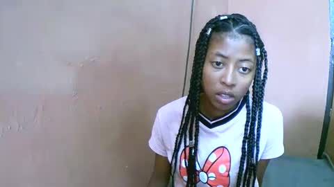 Snapshot of joliekah27 chatting on February 27, 9:50 am joliekah27 online show from February 27, 9:50 am