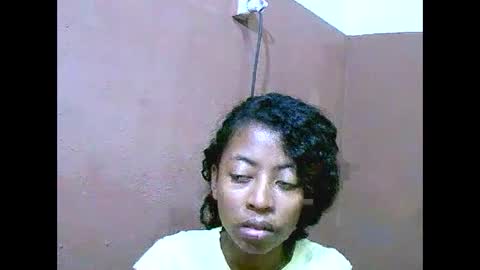 Snapshot of joliekah27 chatting on February 25, 8:21 pm joliekah27 online show from February 25, 8:21 pm