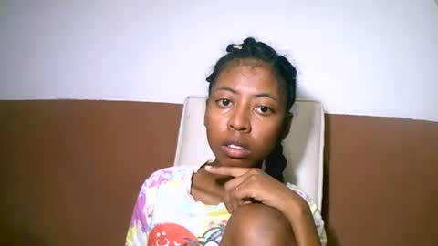 Snapshot of joliekah27 chatting on February 23, 9:26 pm joliekah27 online show from February 23, 9:26 pm