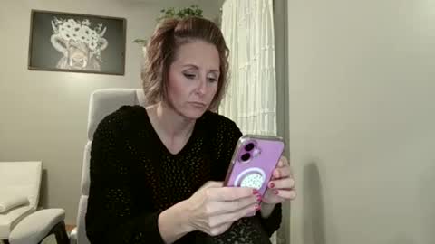 Jolie online show from November 22, 2:43 am