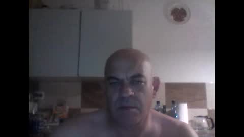 Snapshot of jolmasz30 chatting on October 20, 5:18 pm jolmasz30 online show from October 20, 5:18 pm