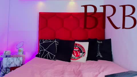 Jonas  online show from February 27, 4:10 pm