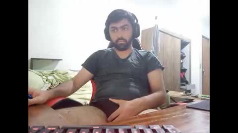 jonasf2525 online show from December 4, 3:50 am