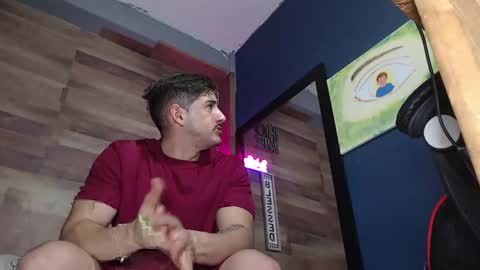 jonathancast08 online show from October 19, 12:37 am