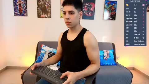 Instagram jonathanfit14 online show from June 17, 9:42 pm