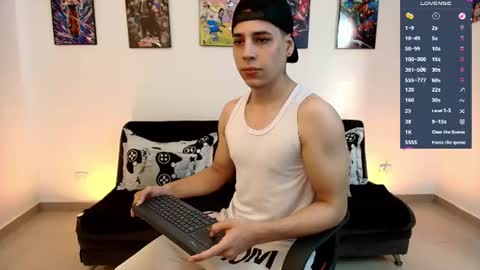 Instagram jonathanfit14 online show from June 24, 9:55 pm