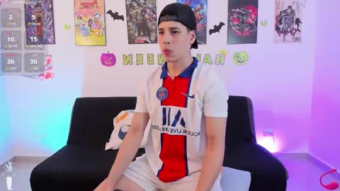 Instagram jonathanfit14 online show from November 5, 11:40 pm