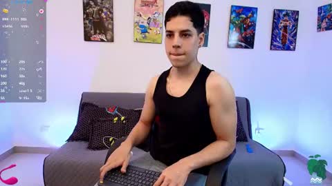 Instagram jonathanfit14 online show from July 17, 9:06 pm