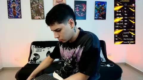 Instagram jonathanfit14 online show from May 30, 10:30 pm