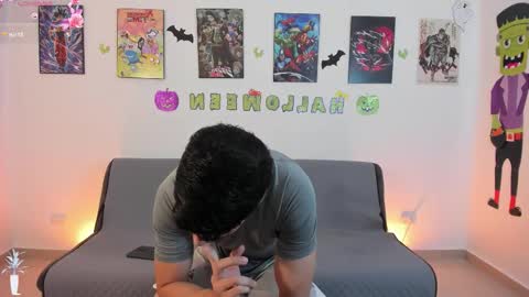 Snapshot of jonathanjoestar_ chatting on October 25, 9:37 pm Instagram jonathanfit14 online show from October 25, 9:37 pm