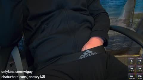 WhteGuy online show from May 7, 3:46 am