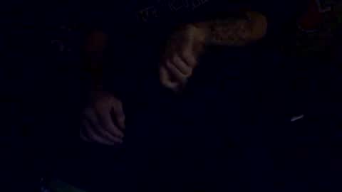 jonjon381840646 online show from December 5, 8:35 am