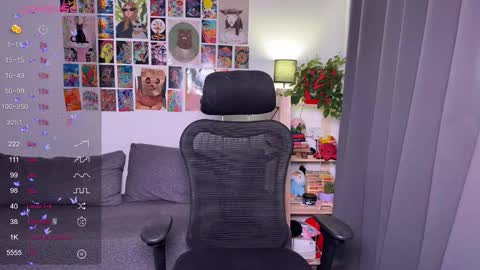 Snapshot of jooycetreier chatting on October 10, 9:04 am Joyce online show from October 10, 9:04 am