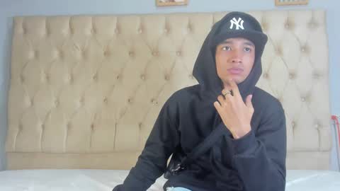 jose_sexycumm online show from March 9, 10:08 pm