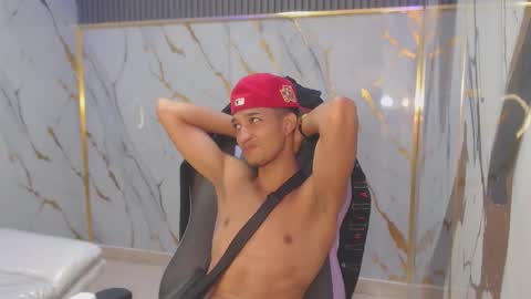 jose_sexycumm online show from September 17, 7:06 pm