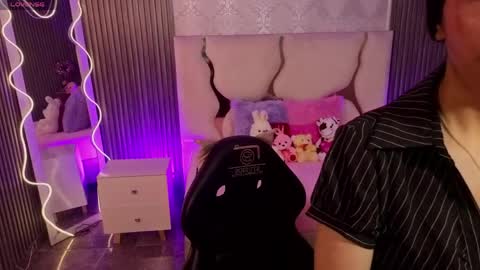 Joselyn  online show from April 12, 12:09 pm