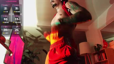 Snapshot of josemeirelesmr chatting on October 20, 5:34 am josemeirelesmr online show from October 20, 5:34 am