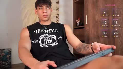 Josep online show from November 10, 7:38 pm