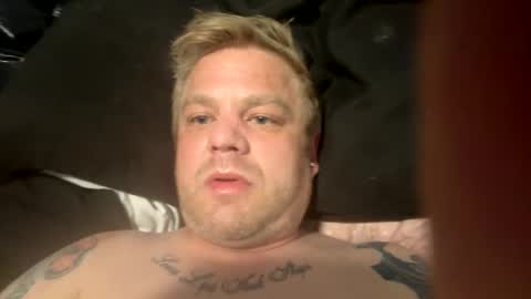 FreakyNeighborJosh online show from April 18, 9:55 am