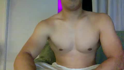 joshasian0713 online show from November 6, 11:24 am